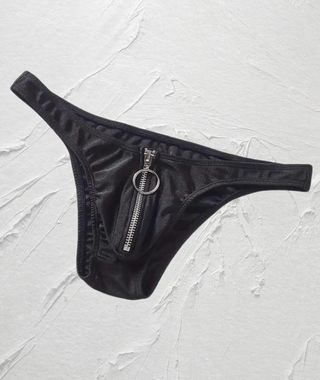 Bañador negro con cremallera