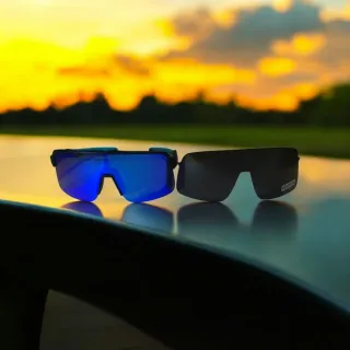 Occhiali da sole Oakley Sutro Lite con lenti Prizm