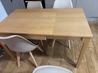 Mesa de comedor de madera de extensible