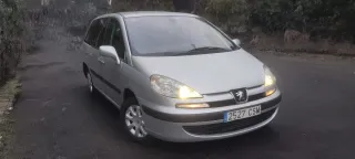 Peugeot 807 2004