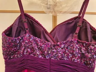 Abito da cerimonia con paillettes