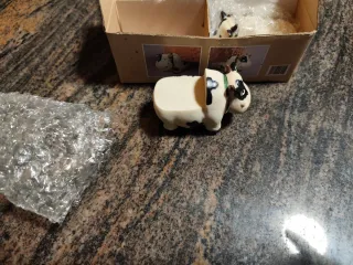 Posa macetas vaca blanco y negro