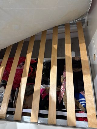 Cama IKEA VIHALS con 2 cajones