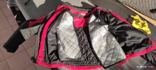 Chaqueta Ducati Negra y Roja con Protección