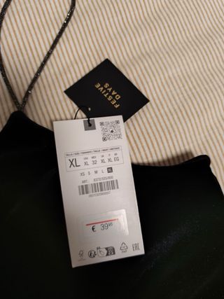 Mono Zara fiesta negro talla XL