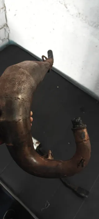 Escape moto 49cc tecno sprint competición.