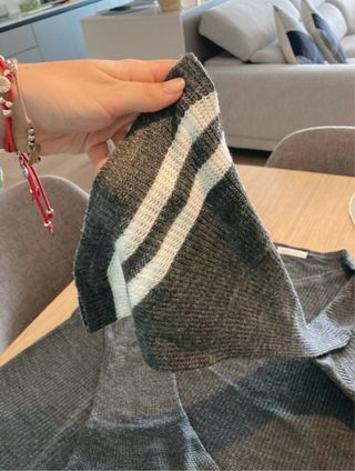 Jersey gris de punto con rayas