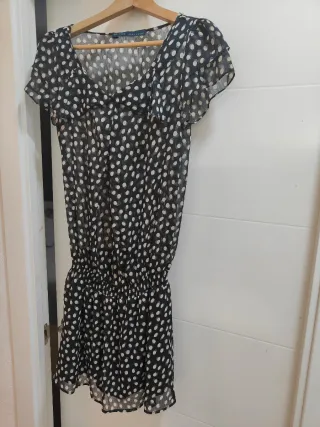 Vestido Zara lunares talla M
