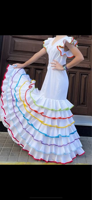 Traje de Flamenca Talla 38/40 Volantes Arcoíris