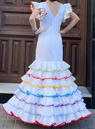 Traje de Flamenca Talla 38/40 Volantes Arcoíris