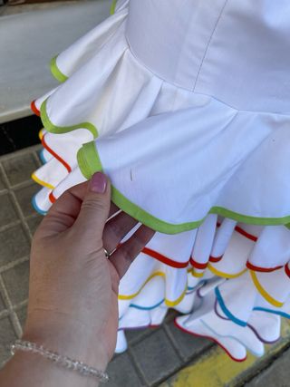 Traje de Flamenca Talla 38/40 Volantes Arcoíris