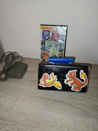 Nintendo DS Lite Negra + Juego 369 en 1