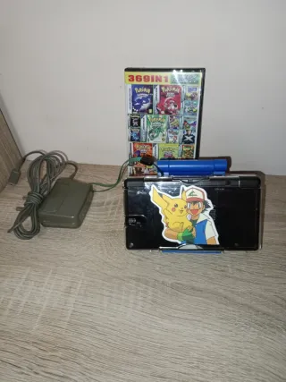 Nintendo DS Lite Negra + Juego 369 en 1