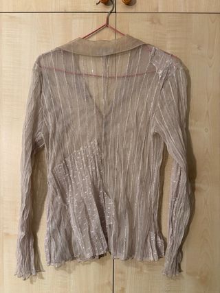 Blusa Dikton's beige transparente con brillos