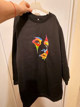 Vestido Sudadera Negro Multicolor.