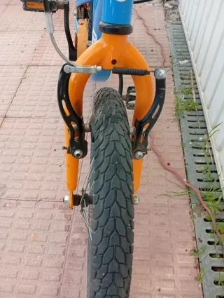 Bicicleta infantil B-PRO 16 azul