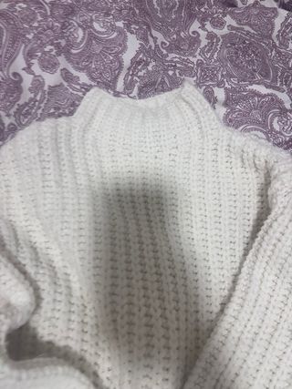 Jersey blanco de cuello alto