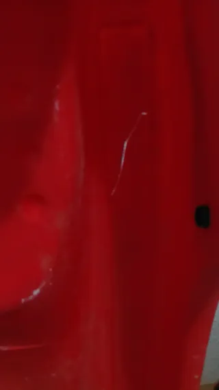 Trineo rojo con cuerda