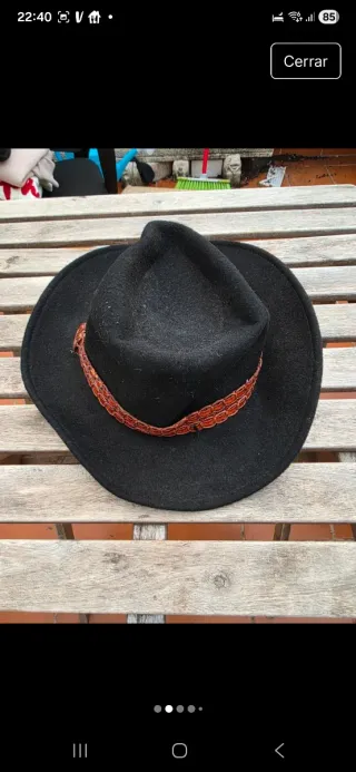 Sombrero unisex negro con banda marrón
