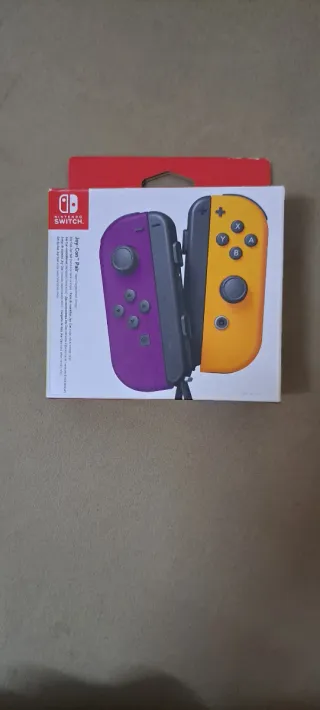 Mandos Nintendo Switch Morado y Amarillo