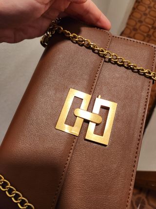 Bolso marrón chocolate minimalista chic