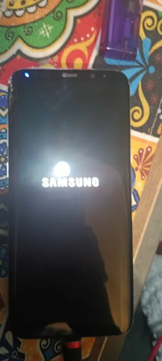 Móvil Samsung S18 Negro