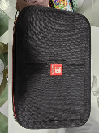 Fundas varias Nintendo Switch.