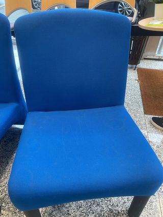 Sillón azul de tela