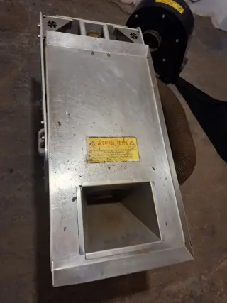 Máquina de pelar cañamo