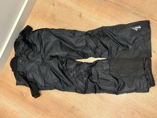 Peto de esquí infantil negro 6/8 años. 122/128cm