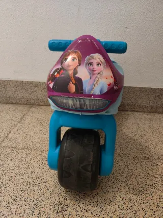 Moto correpasillos Frozen