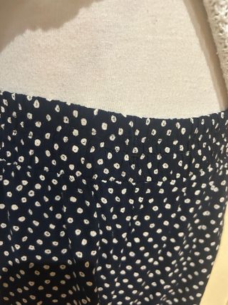 Pantalón fluido topos negro y blanco