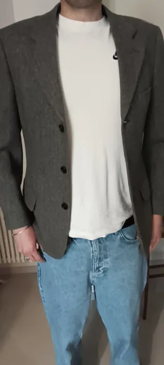 Giacca uomo grigia spigato con bottoni vintage