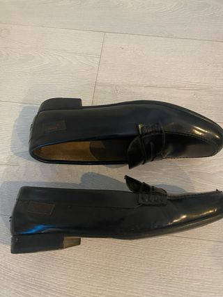 Zapatos de Piel Castellanos Negros