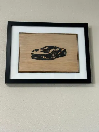 Cuadro pirograbado coche deportivo