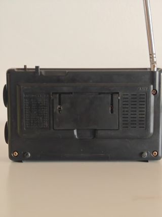 Radio Grundig Yacht Boy 205