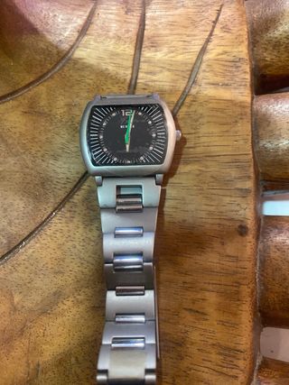 Reloj MX WATCH plateado y negro