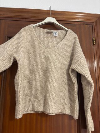 Jersey beige cuello pico talla M/L