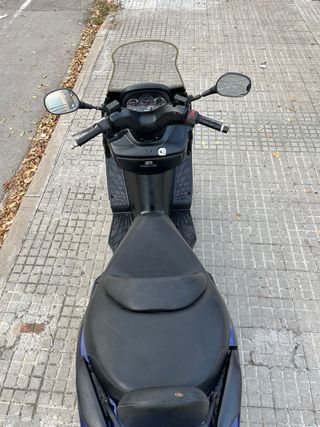 Suzuki Burgman 150  2004 cambio x coche o furgonet