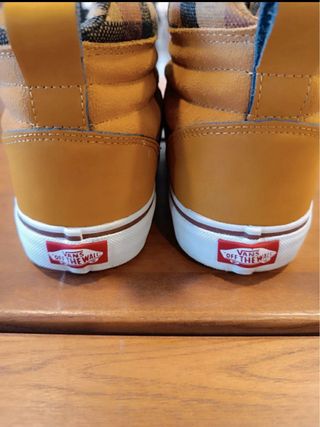 Botas Vans Invierno Marrones Talla [Talla]