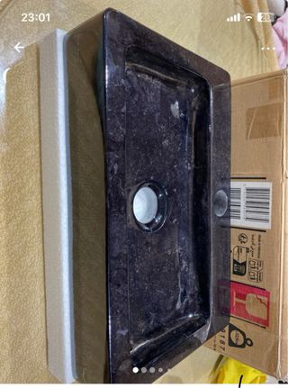 Lavabo de pared de mármol