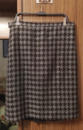 Traje chaqueta y falda talla 48