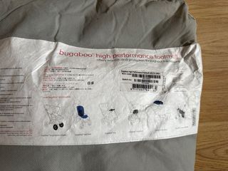 Saco Bugaboo Alto Rendimiento Gris