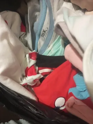 Lote Ropa Naranja y Turquesa