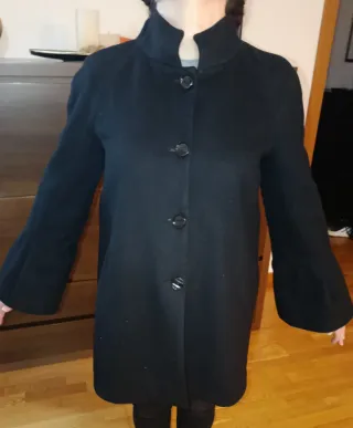 Abrigo negro mujer
