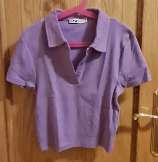 Camiseta Polo Morada.