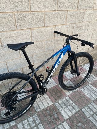 Bicicleta Trek Marlin 8