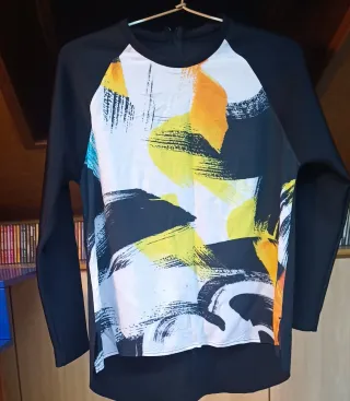 Camiseta manga larga estampada mujer