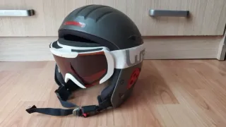 Casco Esquí/Snowboard Carrera 56cm + Gafas Wedze