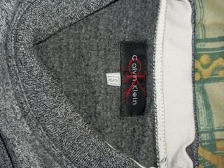 Jersey Calvin Klein Gris